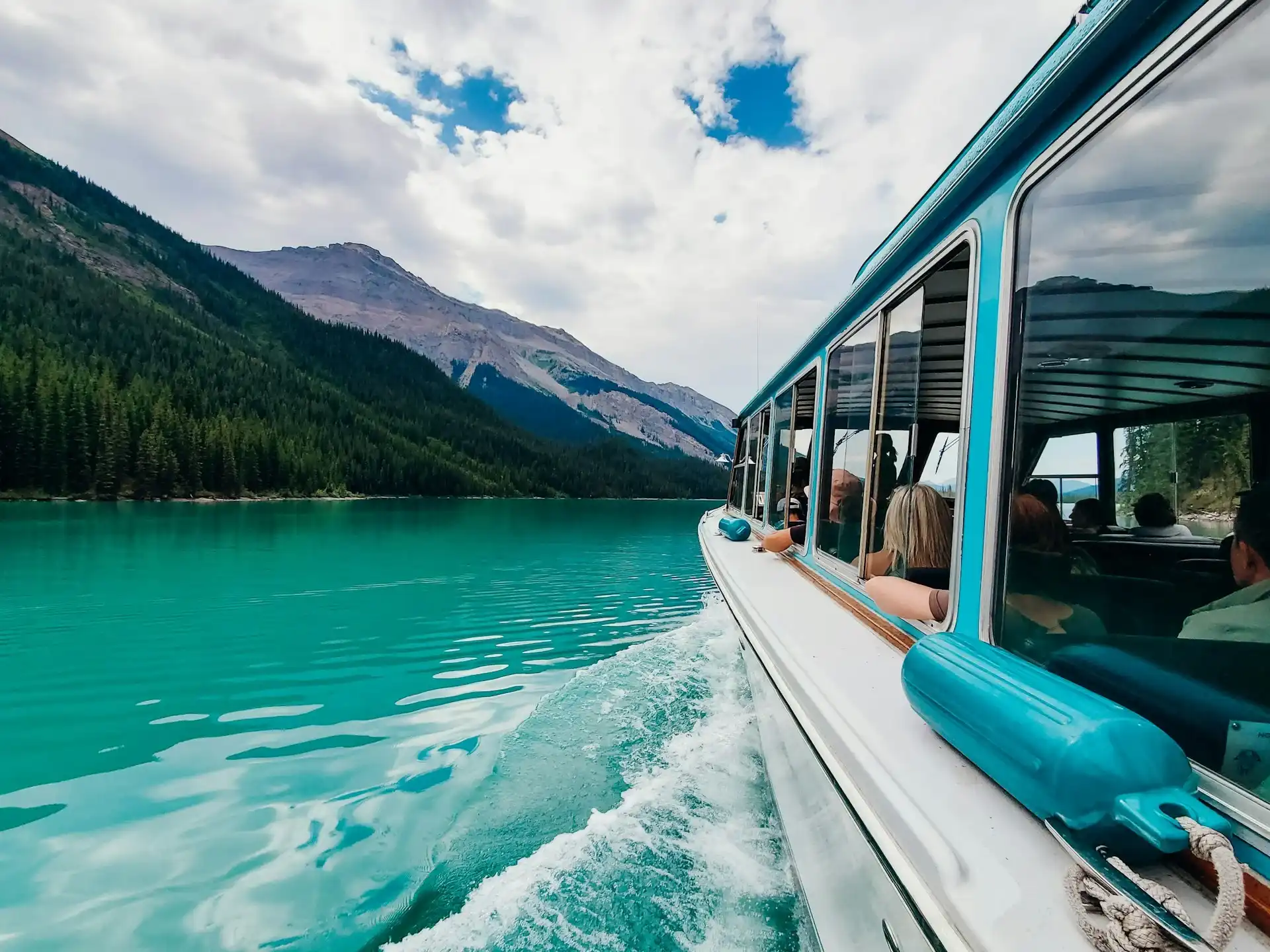 Maligne Lake Cruise